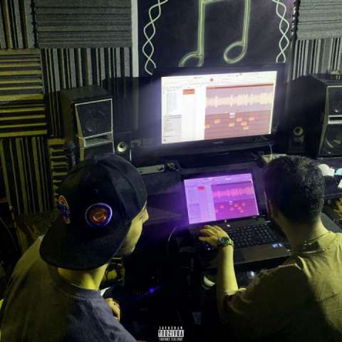 دانلود آهنگ فاتح به نام توهم